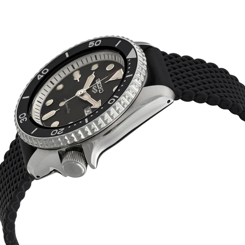 Seiko 5 Sports SKX “Suits Style”